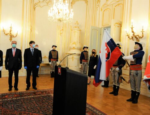 SaS odmietla prezidentské voľby poštou