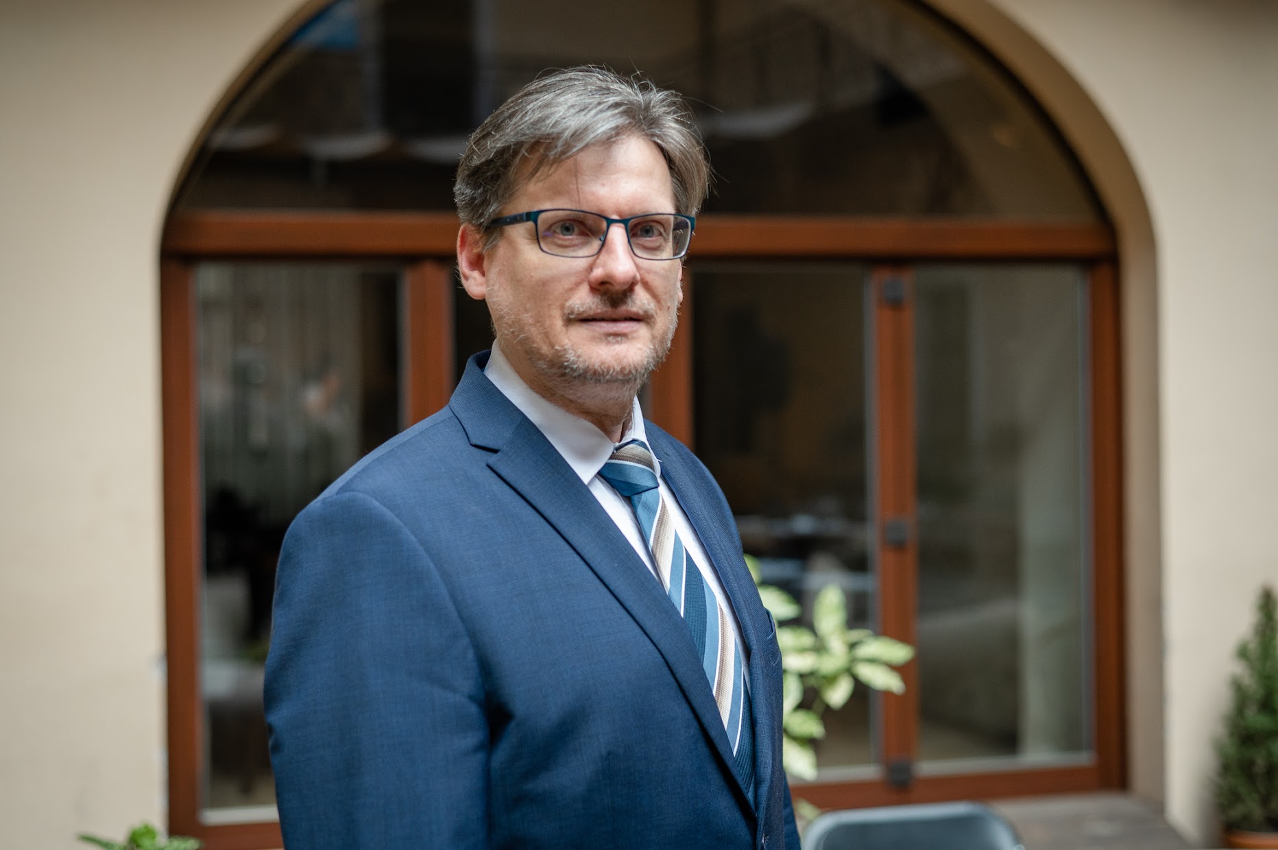 Historick m Mest m Priama Podpora Od t tu Ch ba Milan Vetr k